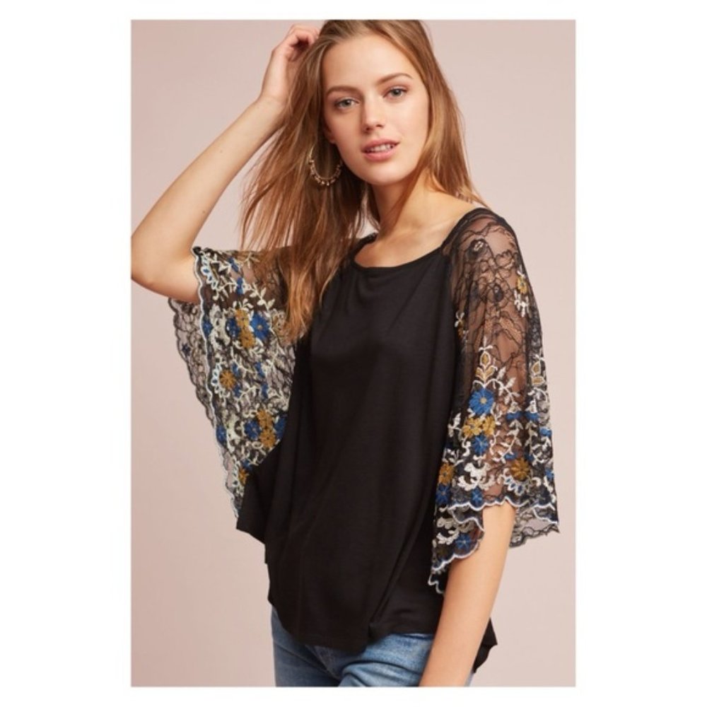Anthropologie Akemi + Kin Callista Black Lace Embroidered Sleeve Tee XXS EUC